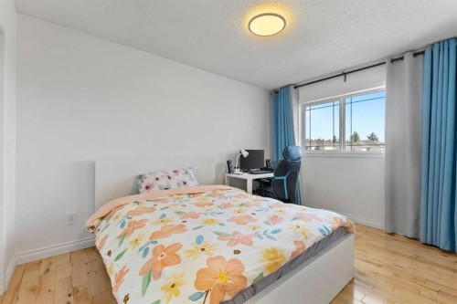 82 Country Hills Gardens Nw, Calgary, AB 