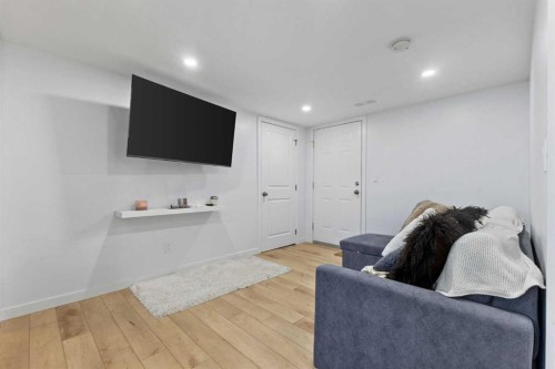 82 Country Hills Gardens Nw, Calgary, AB 