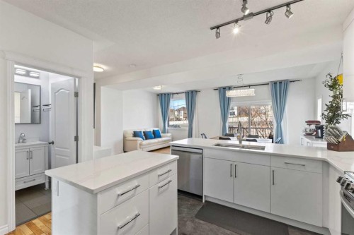 82 Country Hills Gardens Nw, Calgary, AB 