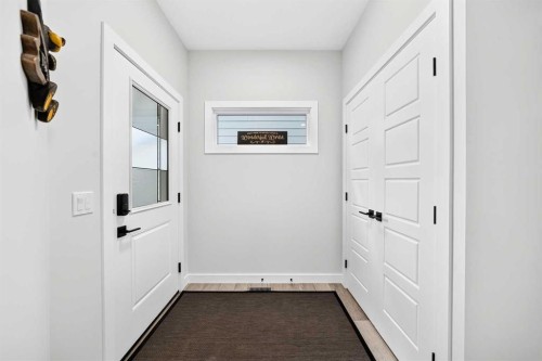 19 Versant View Sw, Calgary, AB 