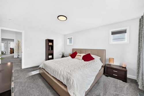 19 Versant View Sw, Calgary, AB 
