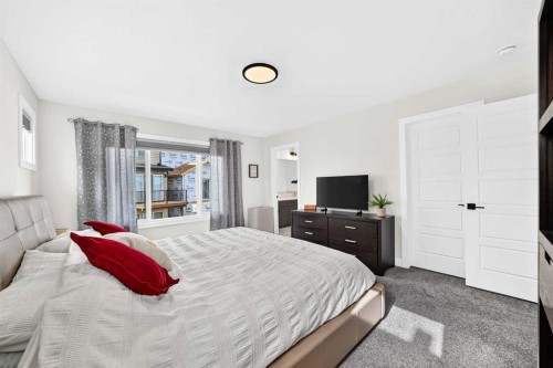 19 Versant View Sw, Calgary, AB 