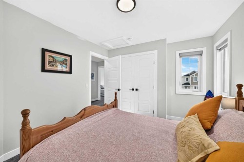 19 Versant View Sw, Calgary, AB 