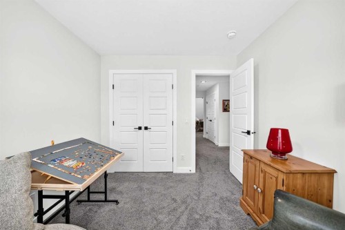 19 Versant View Sw, Calgary, AB 