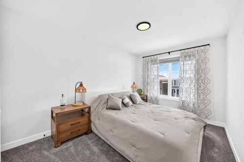 19 Versant View Sw, Calgary, AB 