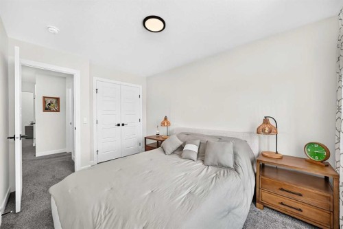 19 Versant View Sw, Calgary, AB 