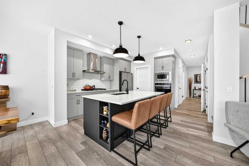 19 Versant View Sw, Calgary, AB 