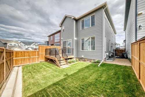 19 Versant View Sw, Calgary, AB 