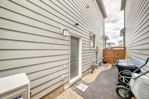 19 Versant View Sw, Calgary, AB 