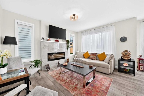 19 Versant View Sw, Calgary, AB 