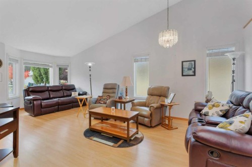 123 Riverview Circle, Cochrane, AB 