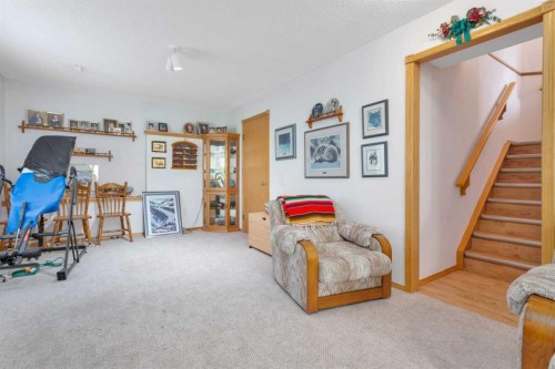 123 Riverview Circle, Cochrane, AB 