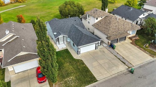 123 Riverview Circle, Cochrane, AB 