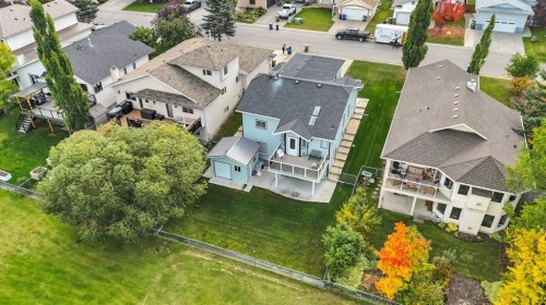 123 Riverview Circle, Cochrane, AB 