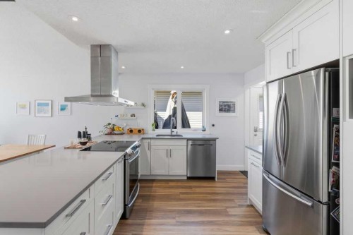 39 Midridge Close Se, Calgary, AB 