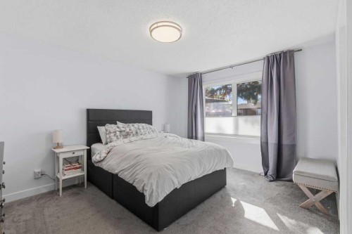39 Midridge Close Se, Calgary, AB 