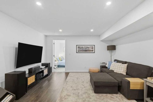 39 Midridge Close Se, Calgary, AB 