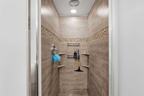 39 Midridge Close Se, Calgary, AB 