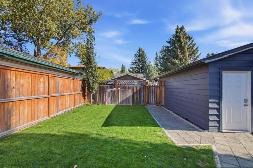 39 Midridge Close Se, Calgary, AB 