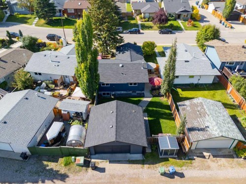 39 Midridge Close Se, Calgary, AB 