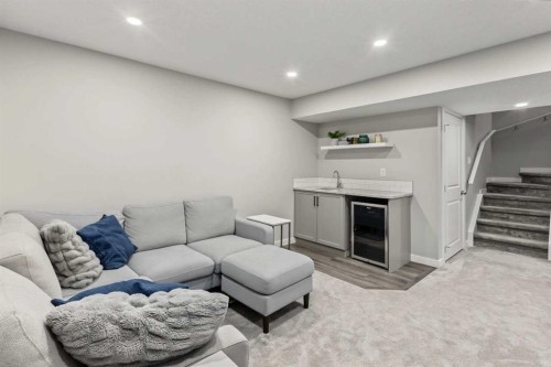 16 Evansbrooke Rise Nw, Calgary, AB 