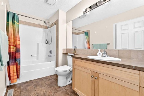 48 Royal Birch Villas Nw, Calgary, AB 