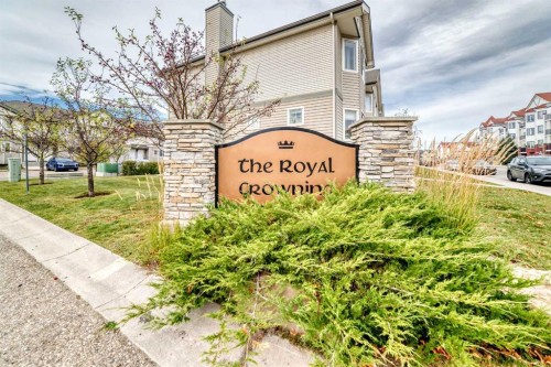 48 Royal Birch Villas Nw, Calgary, AB 