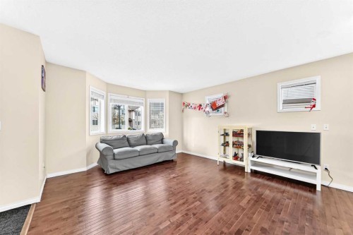 48 Royal Birch Villas Nw, Calgary, AB 