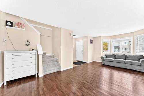 48 Royal Birch Villas Nw, Calgary, AB 