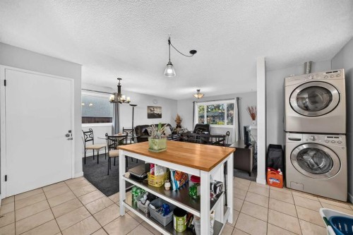 10647 Shillington Crescent Sw, Calgary, AB 