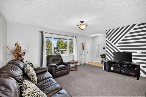 10647 Shillington Crescent Sw, Calgary, AB 
