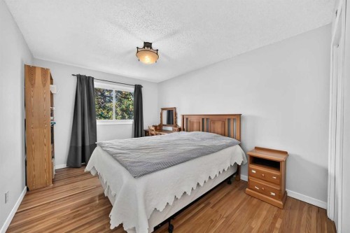 10647 Shillington Crescent Sw, Calgary, AB 