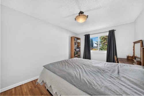 10647 Shillington Crescent Sw, Calgary, AB 