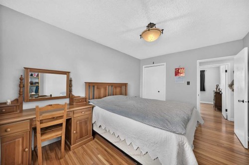 10647 Shillington Crescent Sw, Calgary, AB 