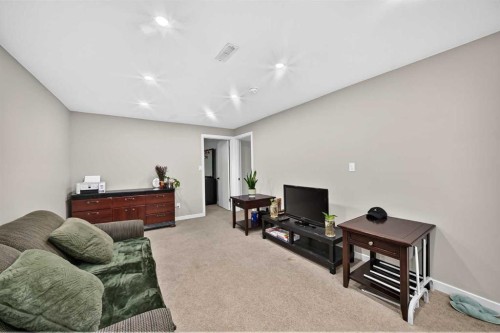 10647 Shillington Crescent Sw, Calgary, AB 