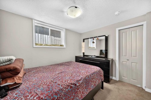 10647 Shillington Crescent Sw, Calgary, AB 