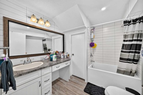 10647 Shillington Crescent Sw, Calgary, AB 