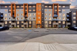 504-10 Kincora Glen Park NWCalgary, AB T3R 1K1
