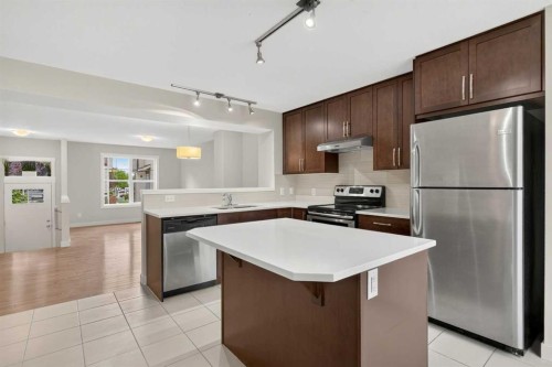 1106 Mckenzie Towne Row Se, Calgary, AB 