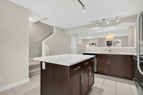 1106 Mckenzie Towne Row Se, Calgary, AB 