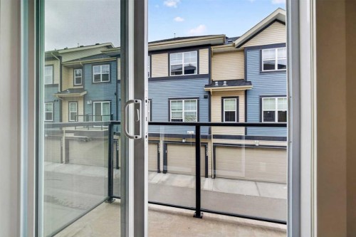 1106 Mckenzie Towne Row Se, Calgary, AB 