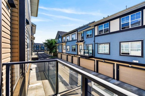 1106 Mckenzie Towne Row Se, Calgary, AB 