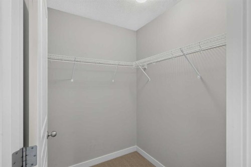 1106 Mckenzie Towne Row Se, Calgary, AB 