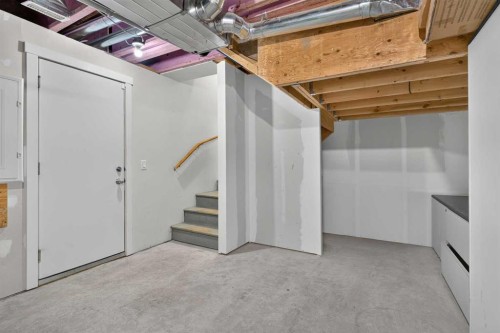 1106 Mckenzie Towne Row Se, Calgary, AB 