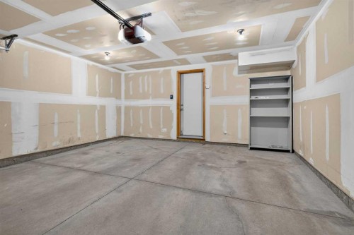 1106 Mckenzie Towne Row Se, Calgary, AB 