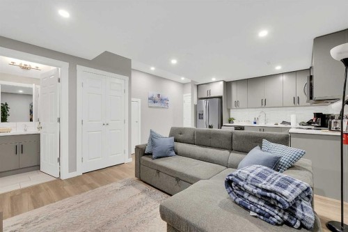 125 Edith Gate Nw, Calgary, AB 