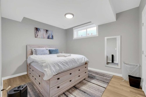 125 Edith Gate Nw, Calgary, AB 