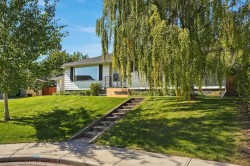 2031 Glenwood Drive SW Calgary, AB T3E 3Y7