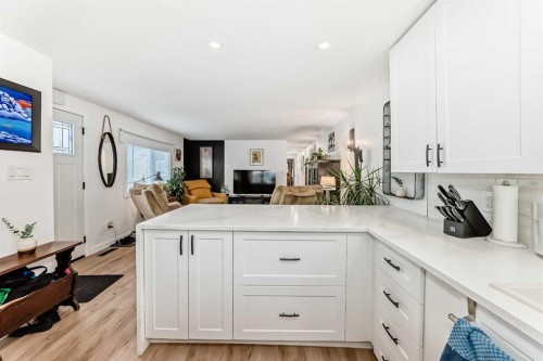 189-99 Arbour Lake Road Nw, Calgary, AB 
