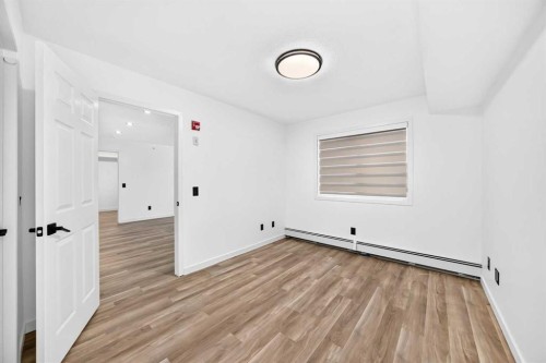 411-2000 Applevillage Court Se, Calgary, AB 